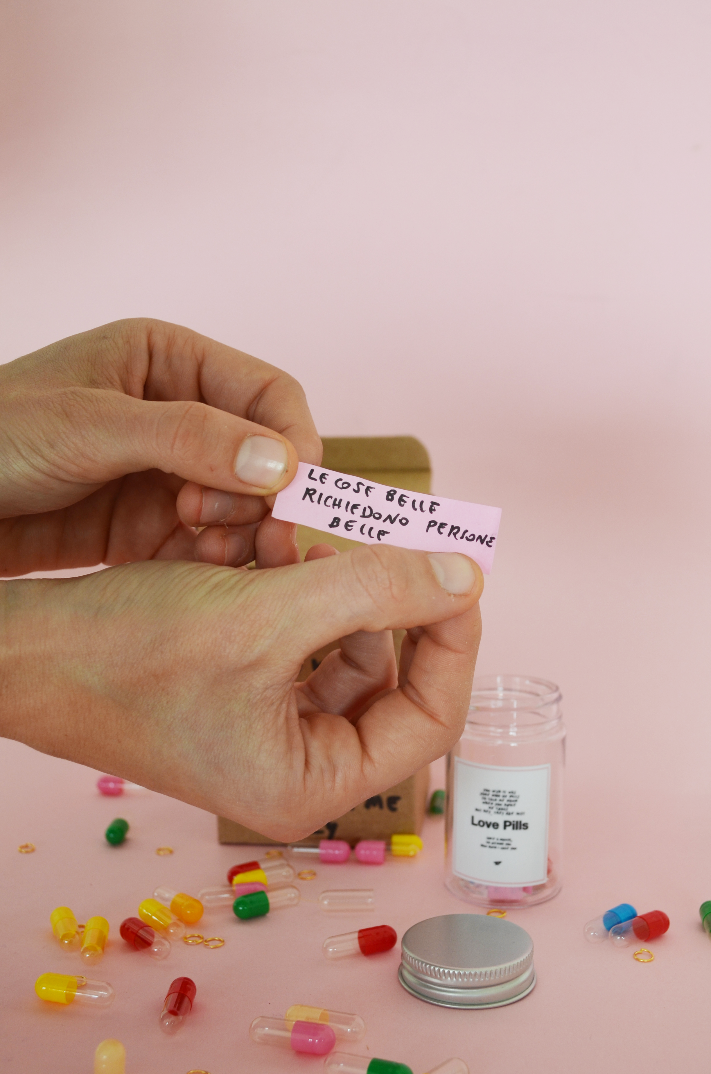 Love Pills - Linea Daria 